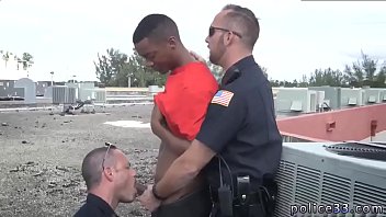 Cop Gay Sex Clips Apprehended Breaking And Entering Suspect Gets To free video