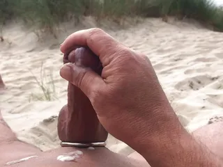 Caught Masturbating And Cumming On The Beach free video